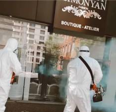 Ինչպես են ախտահանում Անահիտ Սիմոնյանի խանութը 