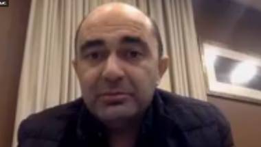 Ալեն Սիմոնյան, պատրաստ եմ համբուրել ձեր մայրիկի ձեռքը