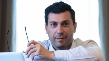 Մաքսանենգ ծխախոտով երկրորդ ինքնաթիռը կալանավորվեց. սրանք իսկականից գիժ են