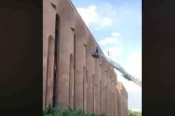 Երևանի քաղաքապետի աշխատասենյակը անգամ դրսից է ախտահանվում, մինչդեռ քաղաքը չի ախտահանվում