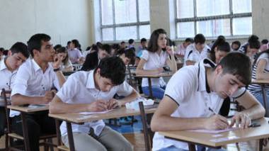 ԿԳՄՍ նախարար, կբացատրե՞ք էդ ֆոկուսը՝ ինչպե՞ս է հնարավոր 8.5 բալով ընդունվել բուհ, իսկ, ասենք, 18 բալով՝ ոչ