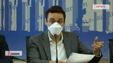 Մաշտոցի պուրակում ծառահատման և սրճարանի կառուցապատման թեմայով ասուլիս քաղաքապետարանում