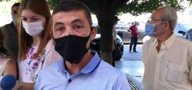 Սարիթաղցիները կառավարության դիմաց բողոքի ակցիա են անում. տները փլվում են