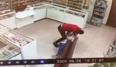 Կողոպուտ Դավիթաշենի դեղատներից մեկում․ ոստիկանները հայտնաբերել ու բերման են ենթարկել կասկածվողին