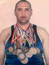 Պրոֆեսիոնալ բռնցքամարտիկին օգնություն է հարկավոր.կյանքին վտանգ է սպառնում