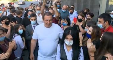 Երիտասարդները ազգի ապագան են և մեր վաղվա օրը հենց նրանցից է կախված. Գագիկ Ծառուկյան