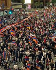 Լոս Անջելեսի հայերը` ադրբեջանական դեսպանատան դիմաց