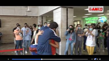 Հայ քաջորդին ամուսնության առաջարկ է անում սիրելիին հենց հիվանդանոցում