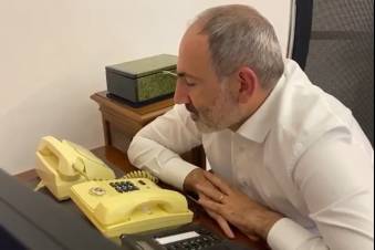 Կեսգիշերն անց զանգահարում եմ առաջնագծի տարբեր տեղամասեր․ Նիկոլ Փաշինյան