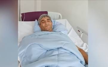 Չեմ կասկածում մեր հաղթանակին. Արցախում վիրավորված լրագրող Վարդան Օնանյանը՝ հիվանդանոցից