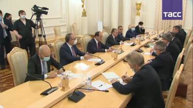 Մեկնարկեցին Լավրով-Մնացականյան բանակցությունները