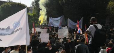 «Էրդողան տեռորիստ». երթը հասավ ՄԱԿ-ի գրասենյակի դիմաց