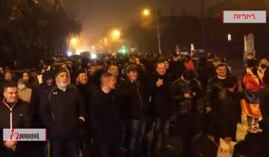 «Նիկոլ, հեռացի՛ր». մեկնարկում է Արժանապատվության երթը. Ուղիղ