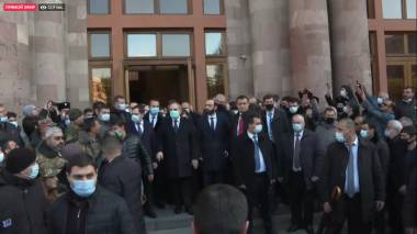 Ուղիղ. Նիկոլ Փաշինյանը միացել է երթին