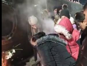 Մոմավառություն` Սիսիանի պանթեոնում