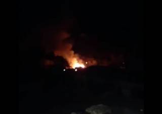 Շուռնուխեցիները վառում են իրենց տները