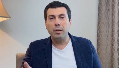 Requiem / 7. Քաղաքականություն