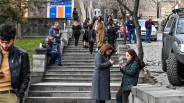 Ի՞նչ անել երկրաշարժի ժամանակ. ԱԻՆ–ի ուղեցույցը