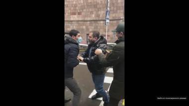 Ոստիկան ներկայացած ադրբեջանցիները առևանգեցին Նարեկ Մալյանին. Ռուբեն Մելիքյան