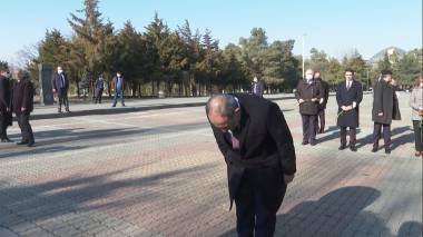 Նիկոլ Փաշինյանը հարգանքի տուրք է մատուցել Սումգայիթի  զոհերի հիշատակին