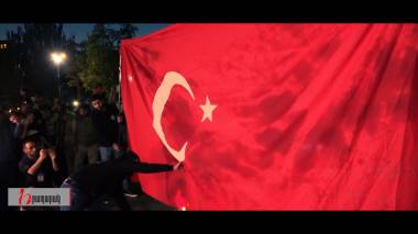 Ջահերով երթն՝ առանց մեկնաբանության