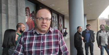 Քաղաքացիները հավաքվել են Գյումրու թատերական հրապարակում