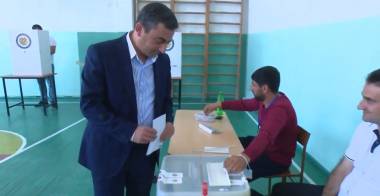 Իշխան Սաղաթելյանը քվեարկեց