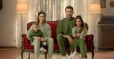 Արամեն առաջին անգամ ցույց է տվել որդուն և դստերը. տեսահոլովակի պրեմիերա