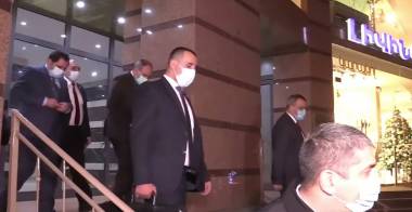 Պապիկյան Սուրոյին ռադ արա, Փաշինյան. քաղաքացին՝ Փաշինյանին