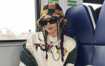 Սիրուշոն չարտերային չվերթով Գյումրի է ժամանել