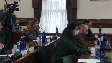 Ինչո՞ւ չեք դիմում երևանցիներին. ավագանու անդամը` Մարությանին