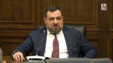 Ռուբեն Վարդազարյանն ԱԺ-ում է. ուղիղ