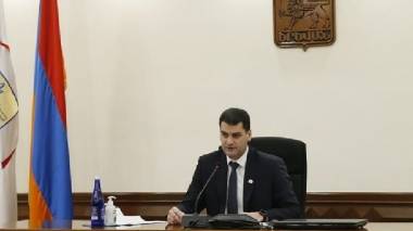 Գործակարգավարական խորհրդակցություն քաղաքապետարանում. Ուղիղ