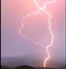 Կայծակի հարվածը Արագածի լանջերին