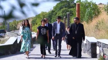 Աննա Հակոբյանն այցելել է Տեղեր համայնքի Ս. Աստվածածին վանք և Թալինի Կաթողիկե վանական համալիր