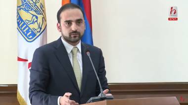 Երևանը Հախվերդյանի ու Ֆորշի երգերն են, Երևանը գարաժների դռները դարպաս սարքած երեխաներն են․ Ավինյան