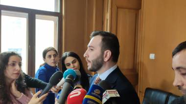 Արտահերթ նիստը կկայանա, բայց ՔՊ-ի օրակարգով. ընդդիմության տեքստը մերժվել է