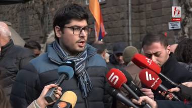 #Հիմա. Բողոքի երթ Երևանում`Բերձորի միջանցքի բացման պահանջով. ուղիղ