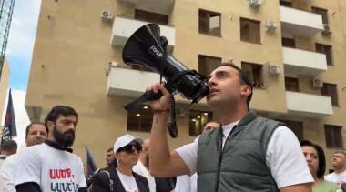 Տիգրան Ավինյանը հանդիպում է Կենտրոն վարչական շրջանի բնակիչներին . Ուղիղ