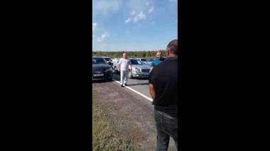 Նորատուսցիները փակել են Սևան-Մարտունի ճանապարհը