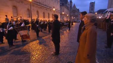 Փաշինյանն ու Մակրոնը մասնակցում են Միսաք Մանուշյանի աճյունի վերահուղարկավորմանը (տեսանյութ)