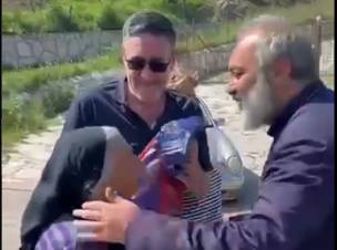 Բագրատ Սրբազանի և Լենա տատիկի հանդիպումը՝ Կիրանցում