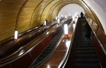 Նոր շարժասանդուղքներ՝ Մետրոպոլիտենի 2 կայարանում