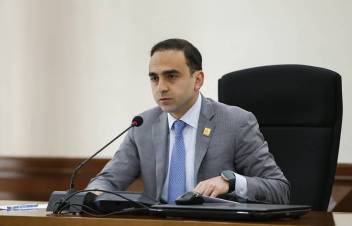 #Ուղիղ․ Երևանի ավագանու նիստ