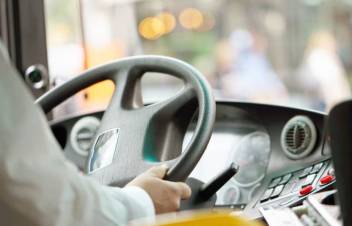 «Խփում ես ինձ, հա՞». ավտոբուսի վարորդը ծեծում է ուղևոր կնոջը