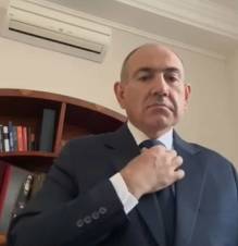 Փաշինյանը մյուս կիրակի էլ է պատրաստվում կարգալույծ քահանայի կեղծ պատարագին գնալ