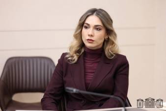 #Ուղիղ․ Սրբուհի Գալյանը հանդես է գալիս ասուլիսով