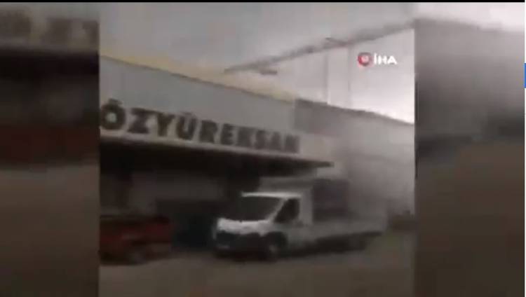 Հուժկու փոթորիկը այսօր հարվածել է Թուրքիայի Անթալիա քաղաքին. Կան մեծ ավերածություններ